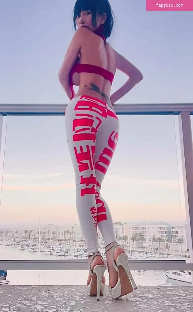 Bai Ling
