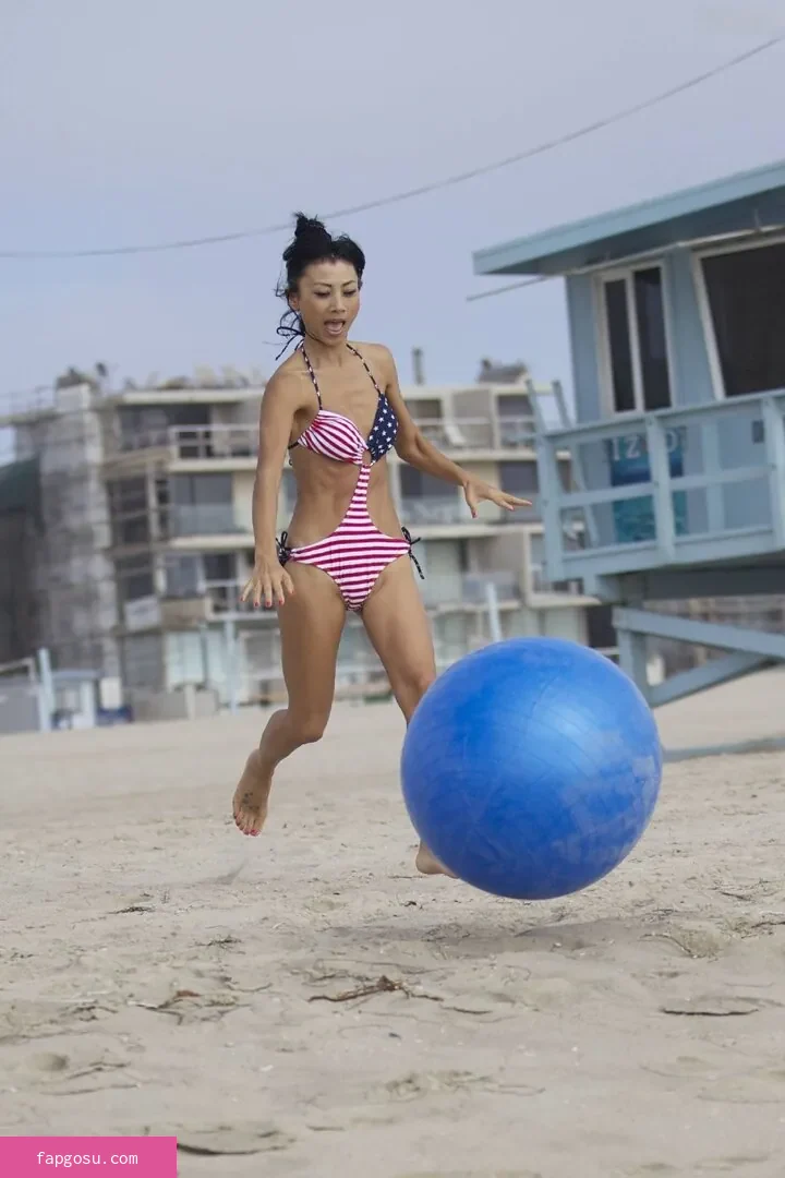 Bai Ling