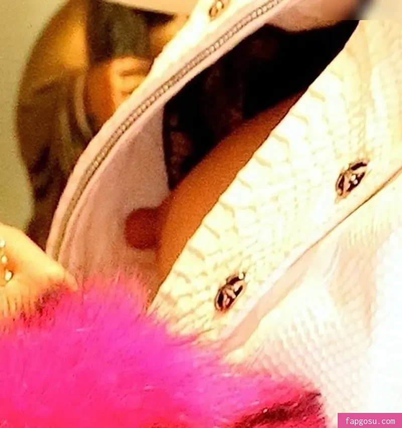 Bai Ling