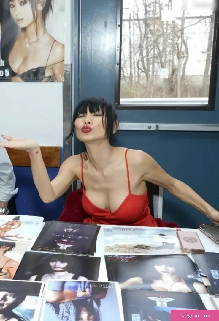 Bai Ling