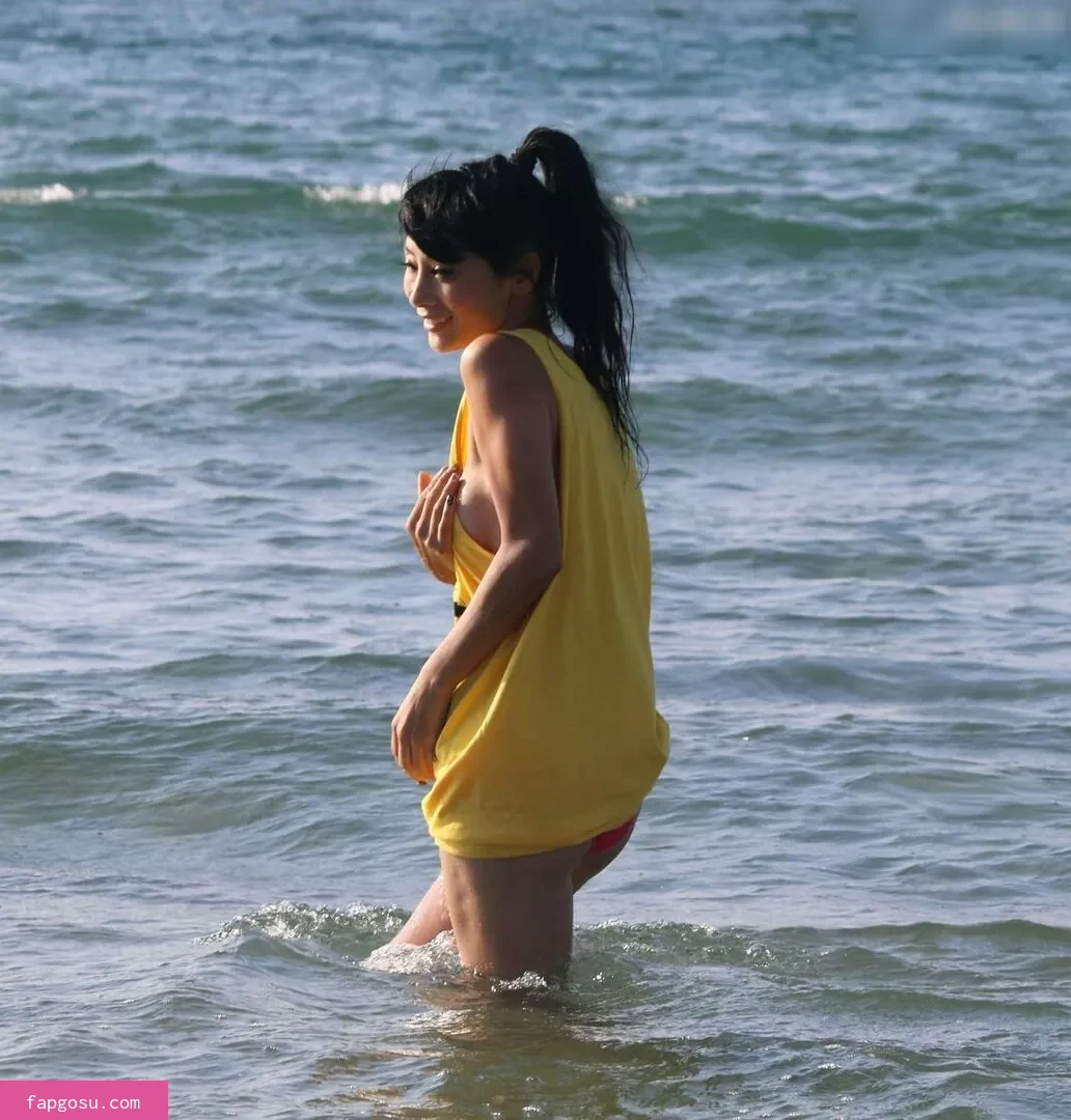 Bai Ling