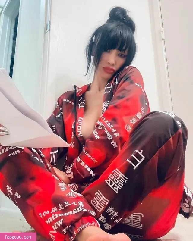 Bai Ling