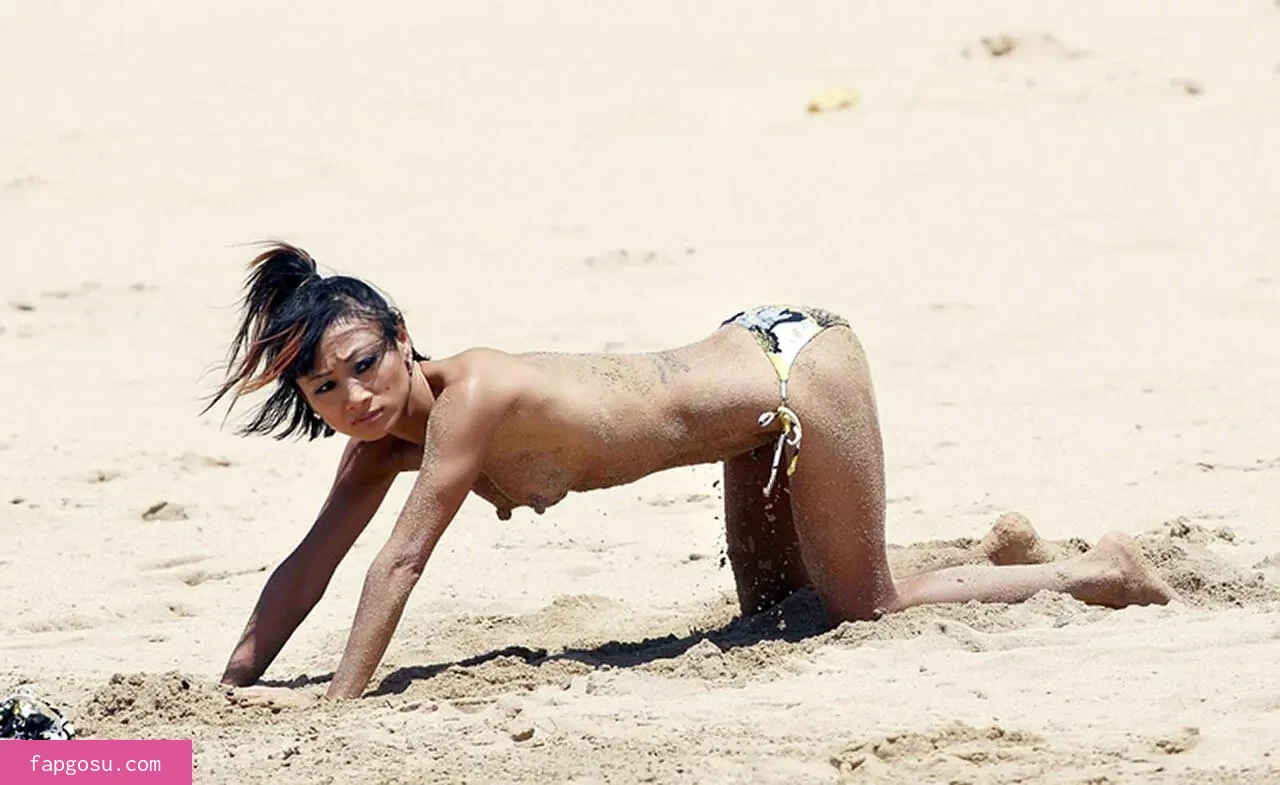 Bai Ling