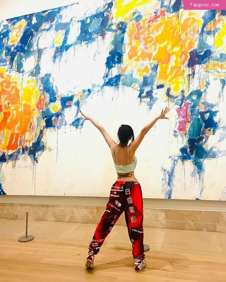 Bai Ling