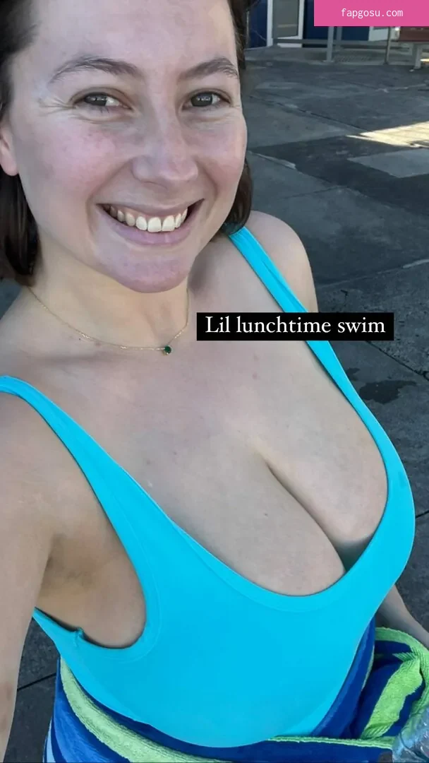 Bel Larcombe / Slice_of_salami_