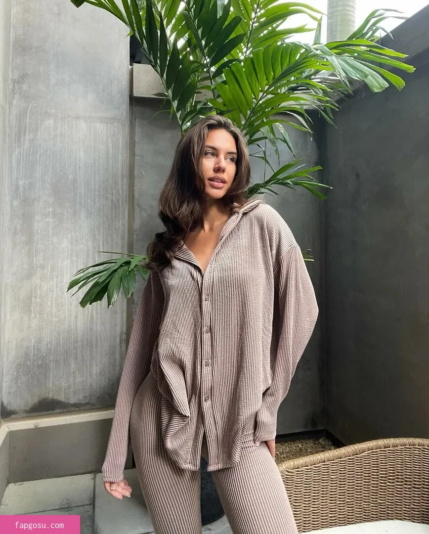 Brit Manuela