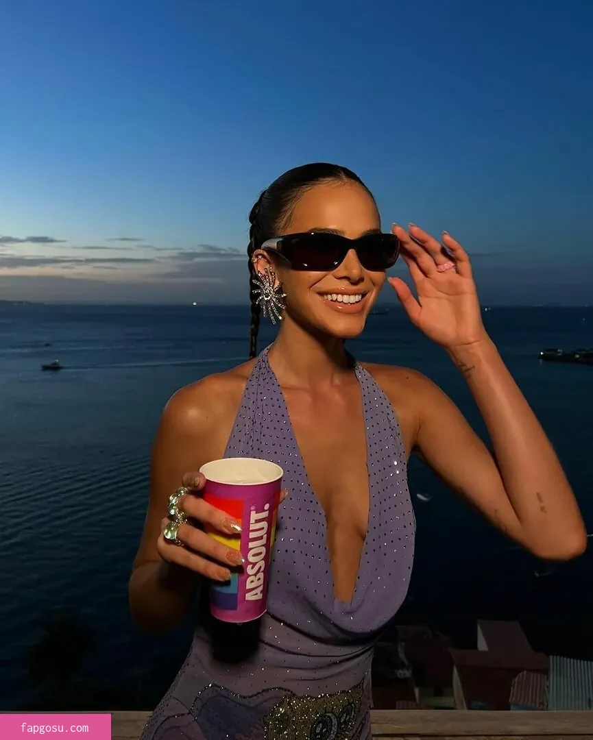 Bruna Marquezine