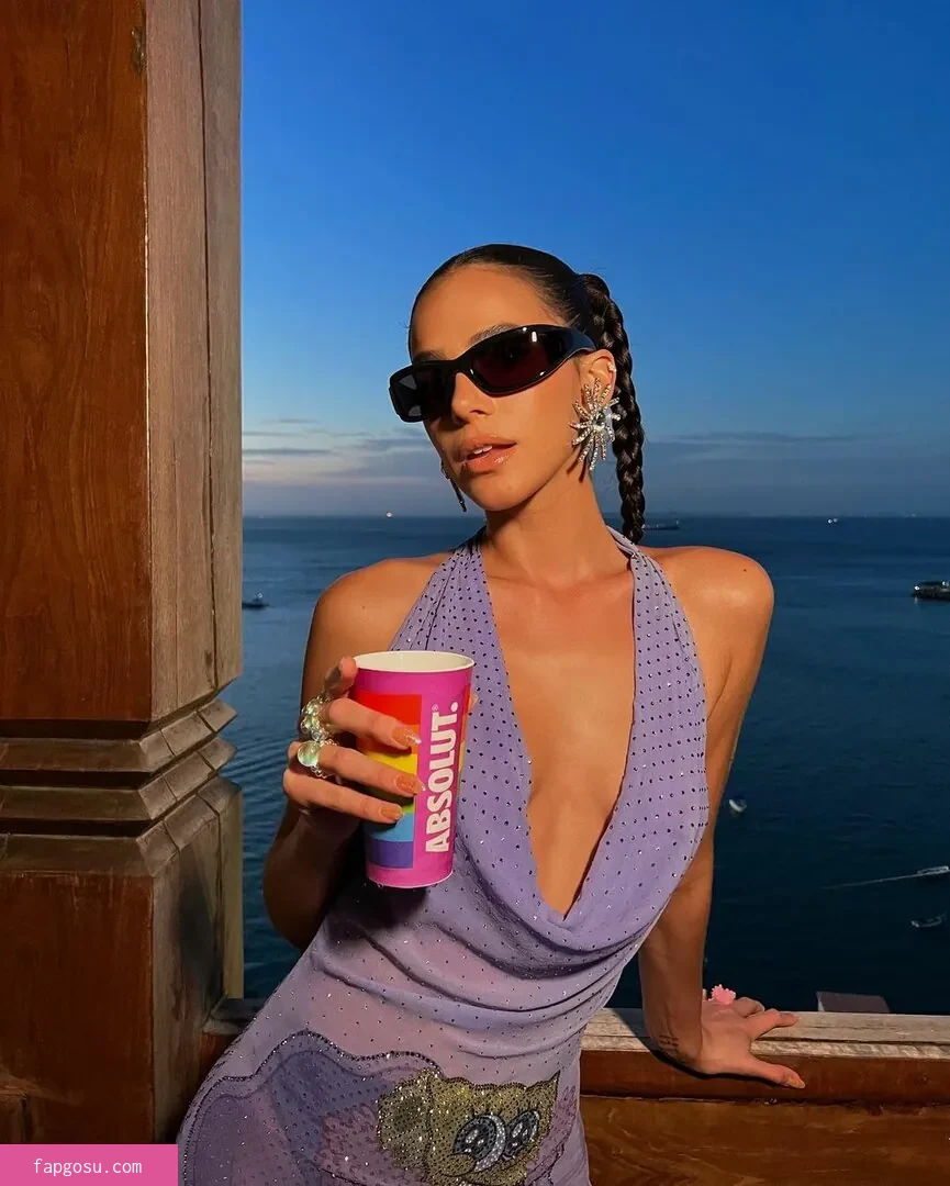 Bruna Marquezine