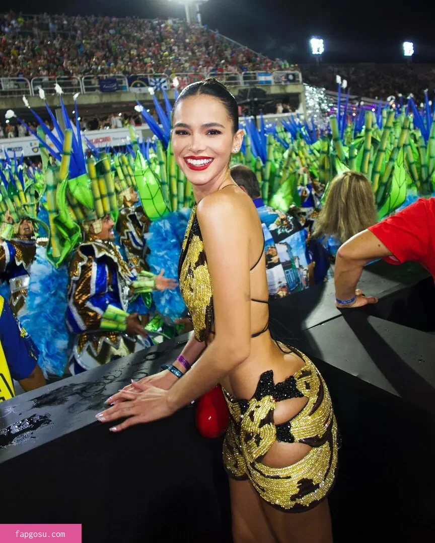 Bruna Marquezine
