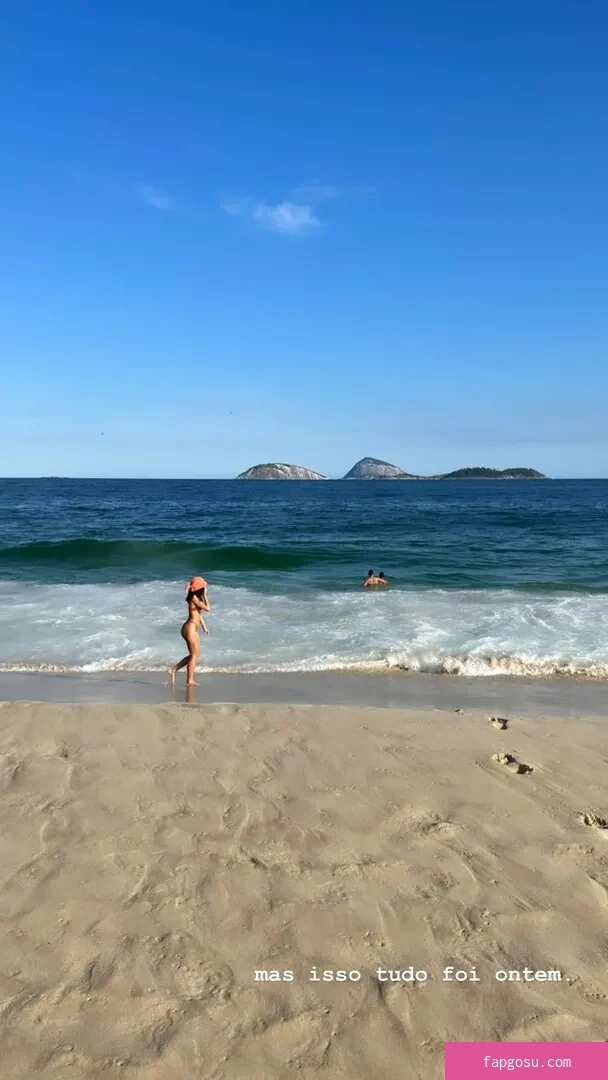 Bruna Marquezine