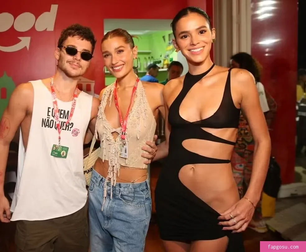Bruna Marquezine