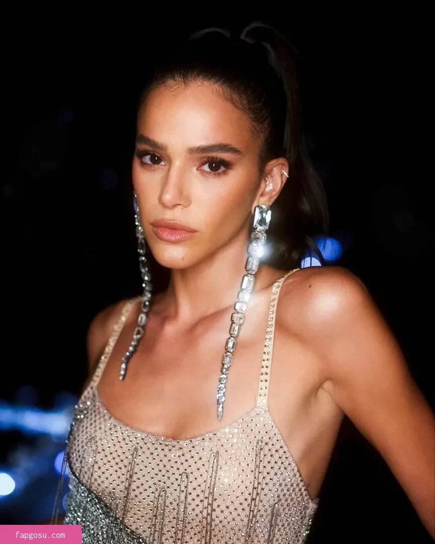 Bruna Marquezine
