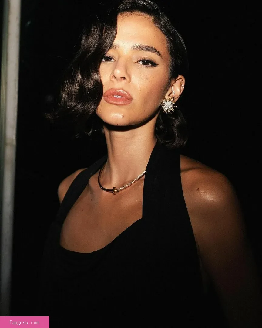 Bruna Marquezine