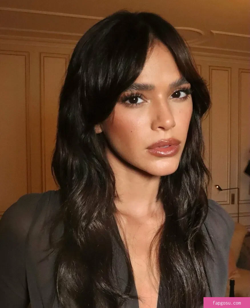 Bruna Marquezine