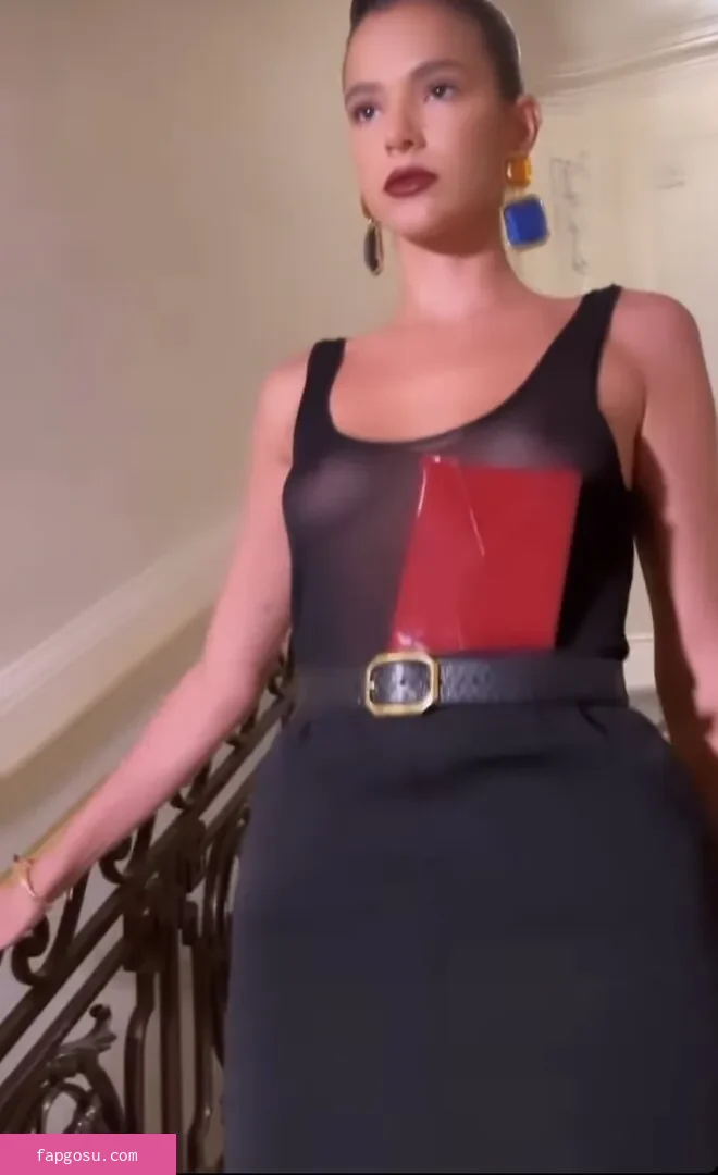 Bruna Marquezine