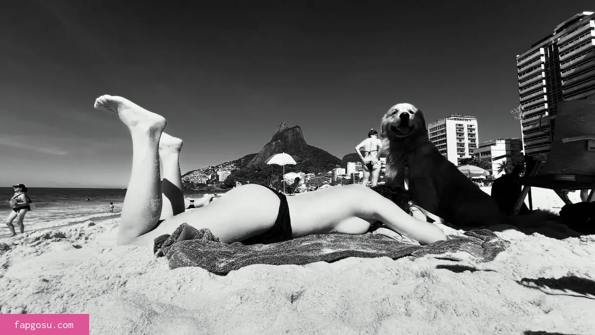 Barbara Paz