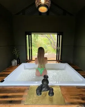 Babii Sammii content