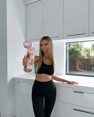 Babii Sammii content