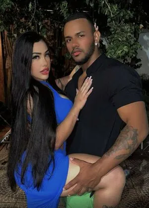 Bianca Souza content