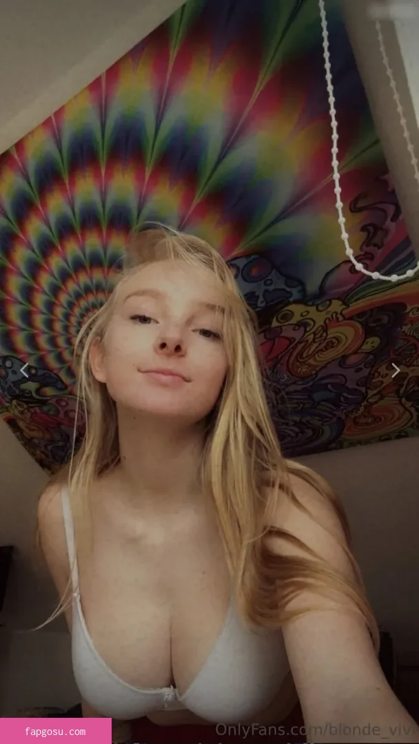 blonde_vivi