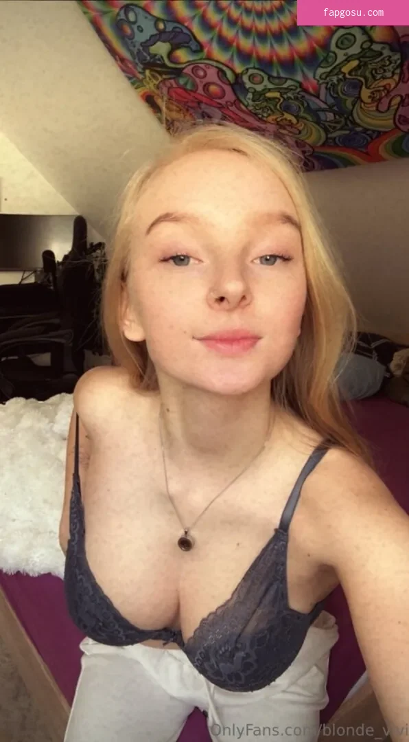 blonde_vivi