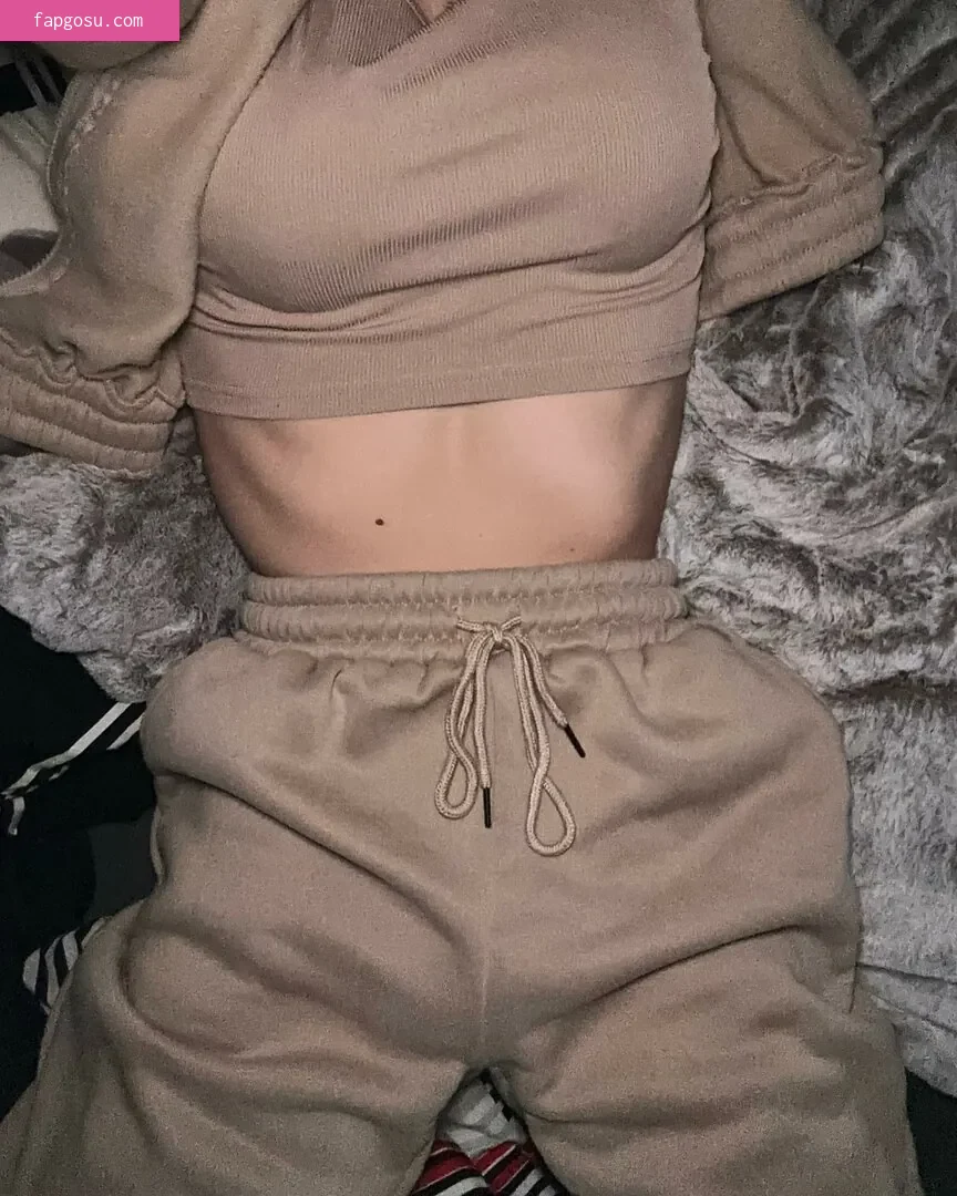 blonde_vivi