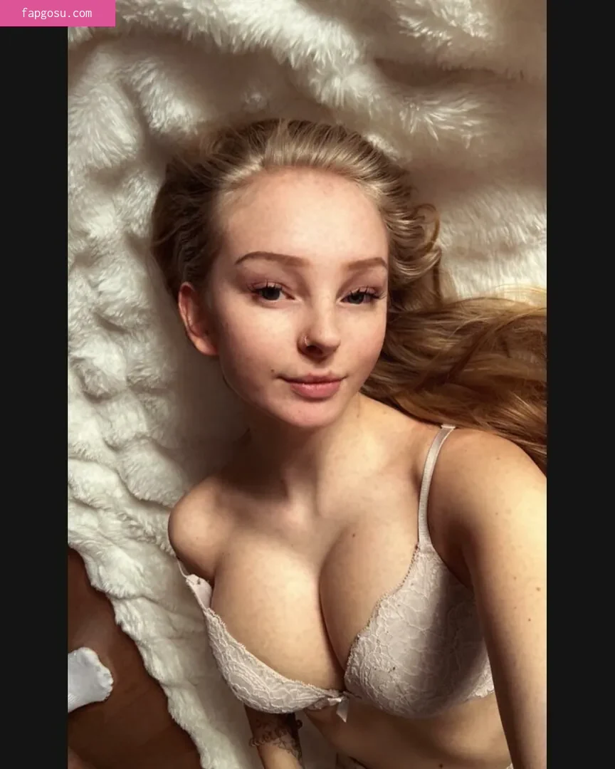 blonde_vivi