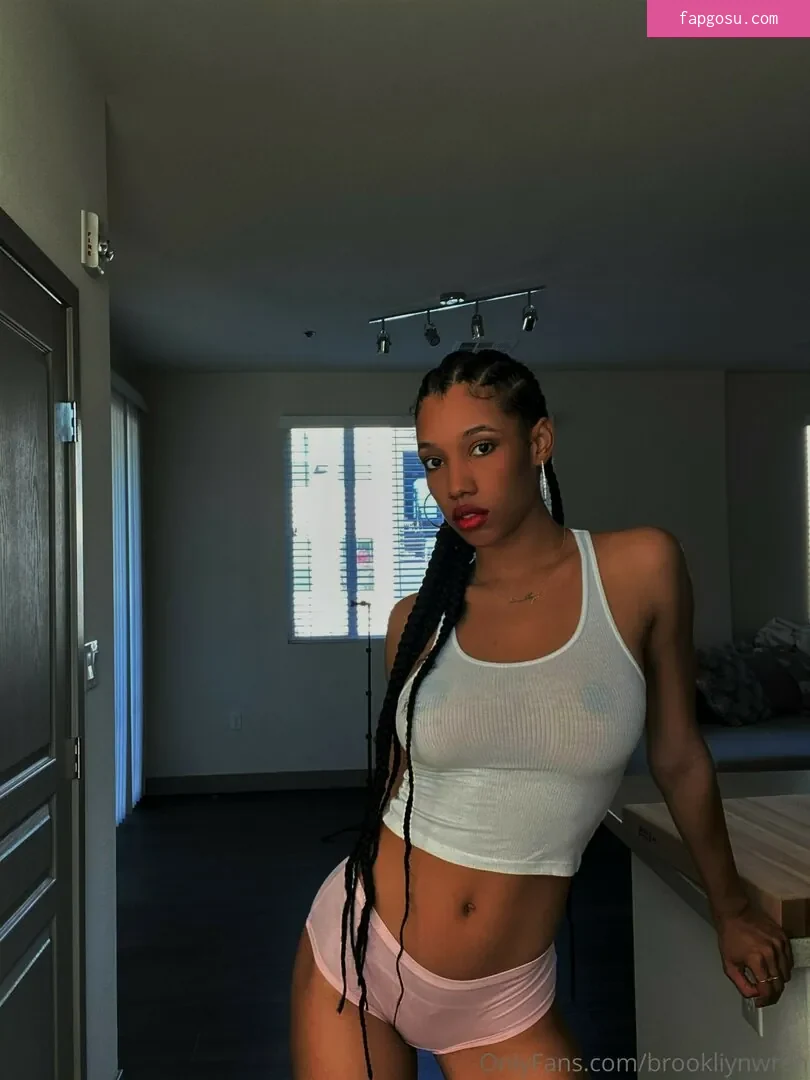 Brookliyn Wren - Photo #214