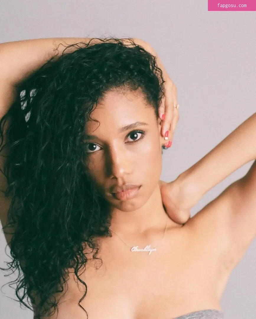 Brookliyn Wren - Photo #382