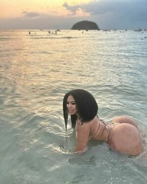 caribbeancurlss content