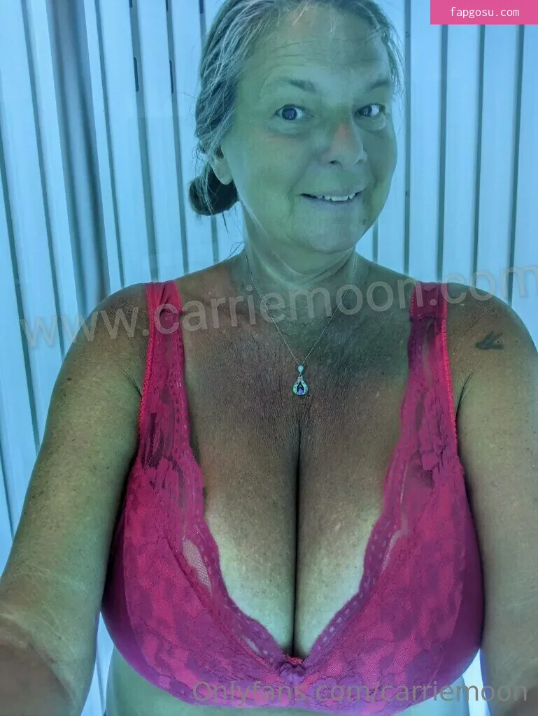 carriemoon - Photo #1