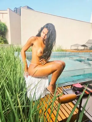 Camila Belezinha content