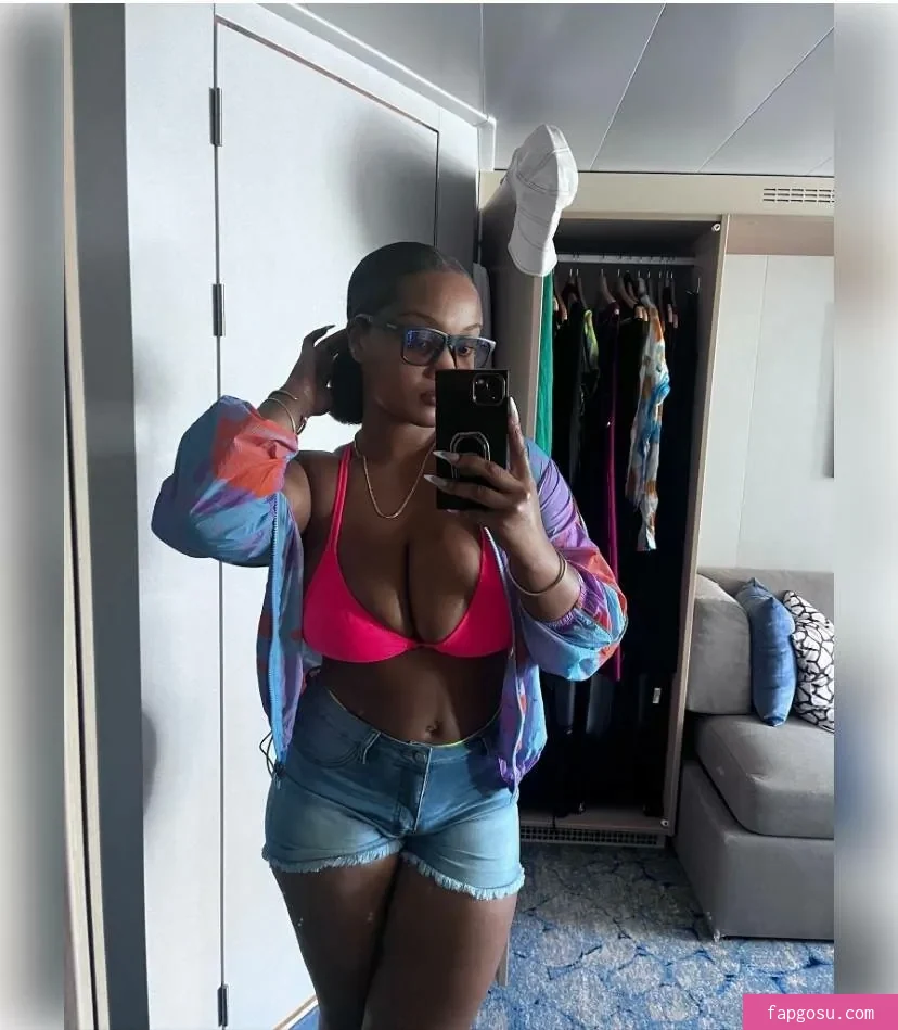 Candace B Harris