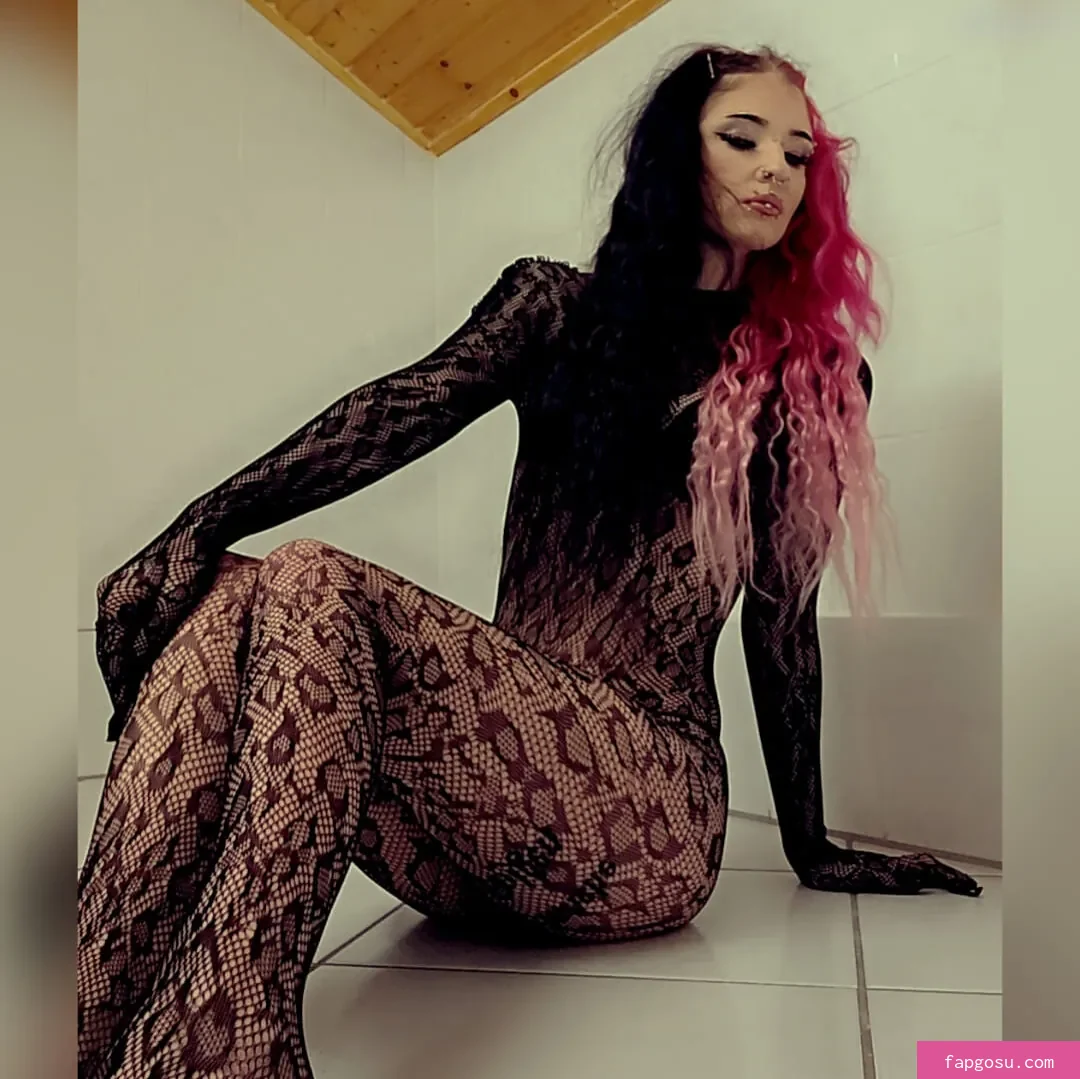 Crazy Badgirl - Photo #80