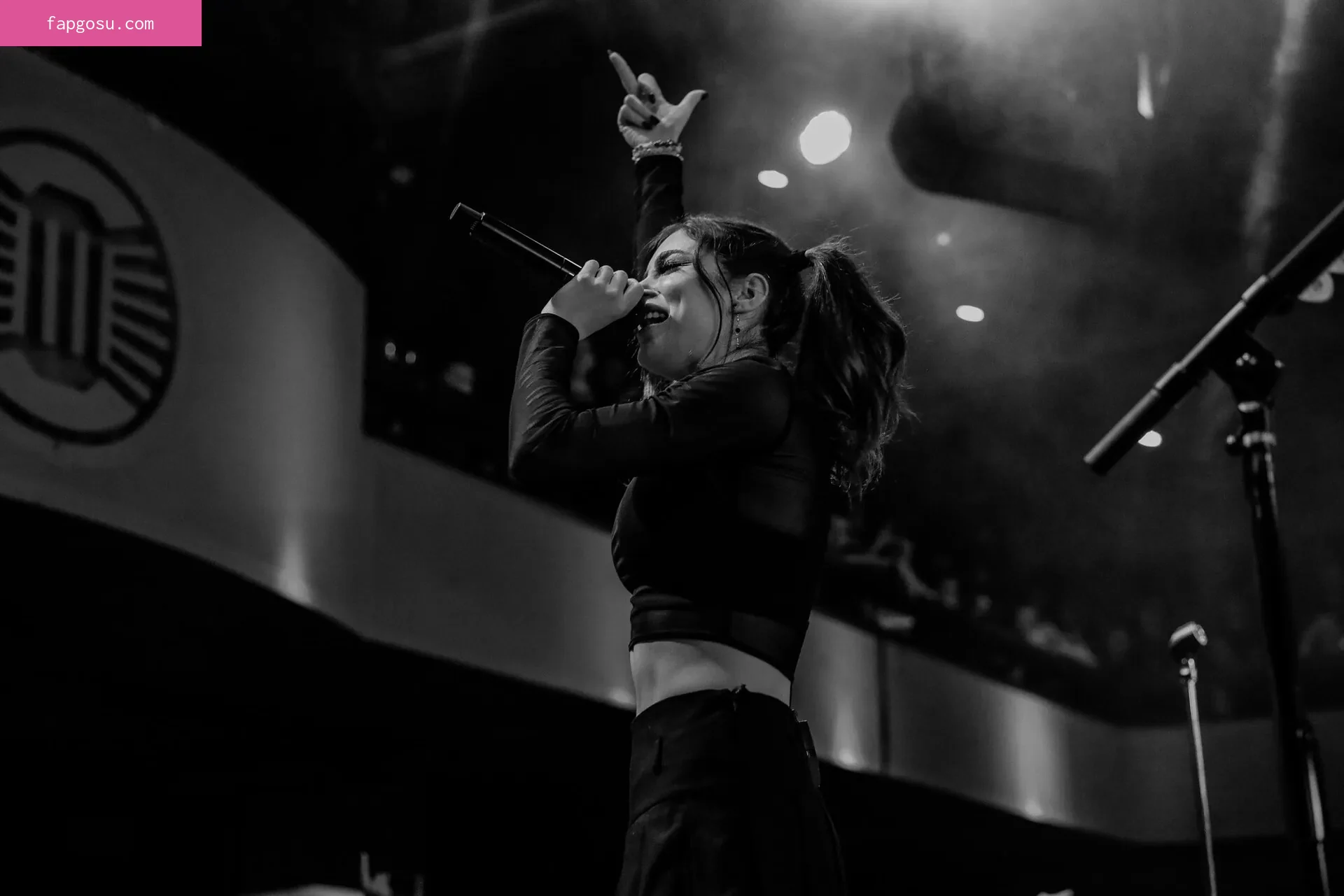 Chrissy Costanza - Photo #12