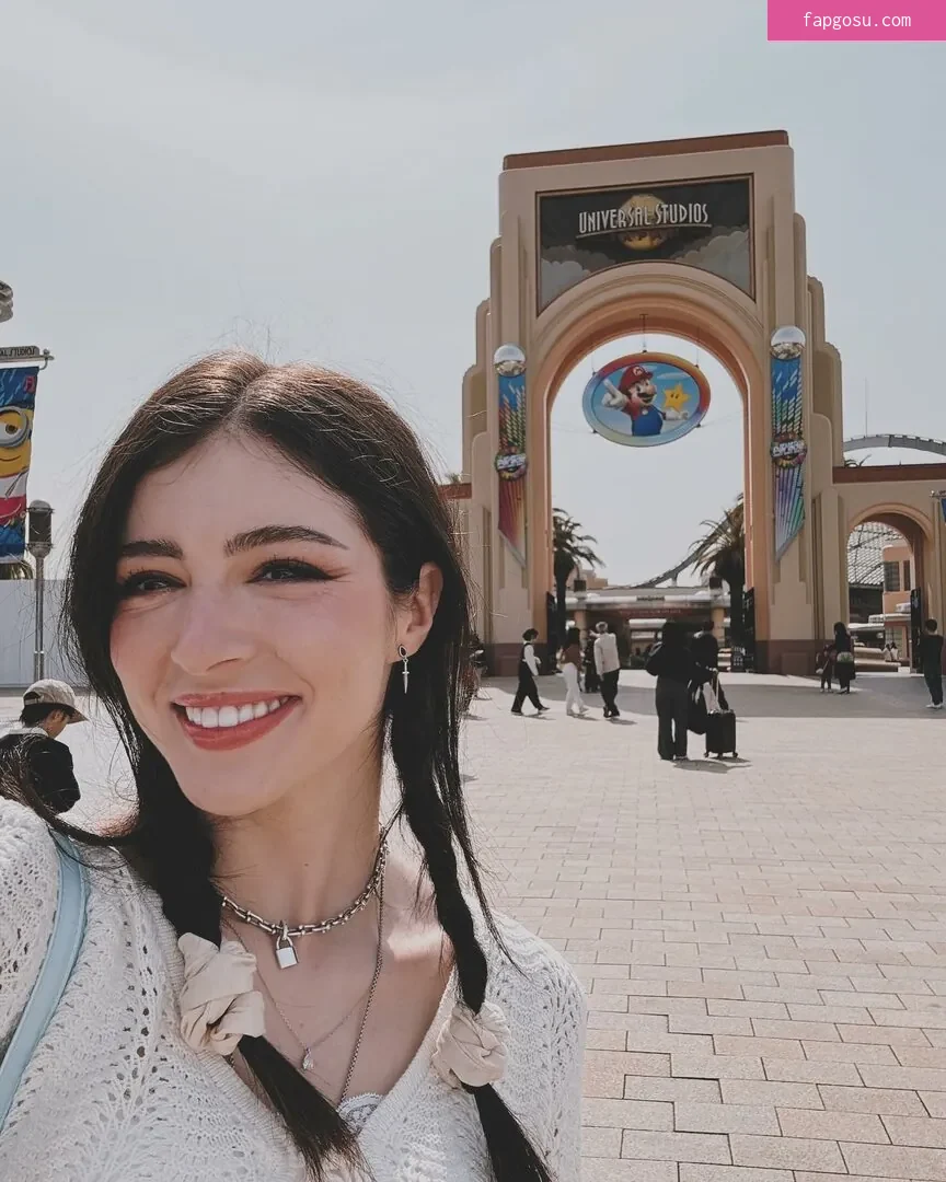 Chrissy Costanza - Photo #300