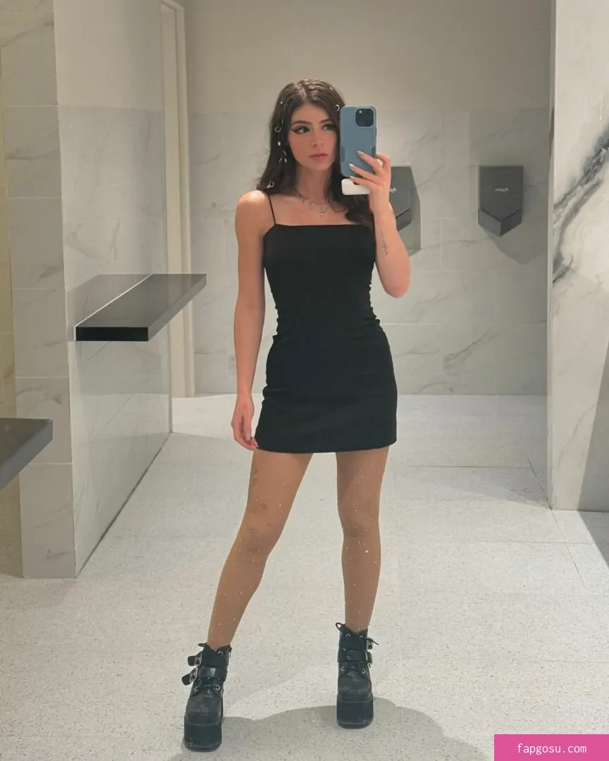 Chrissy Costanza - Photo #495