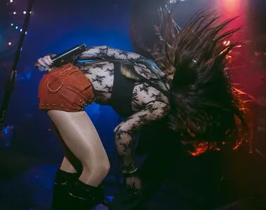 Chrissy Costanza