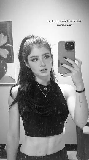 Chrissy Costanza