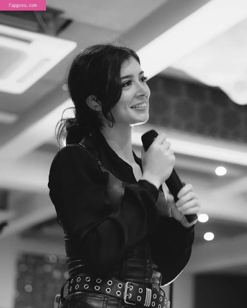 Chrissy Costanza - Photo #544