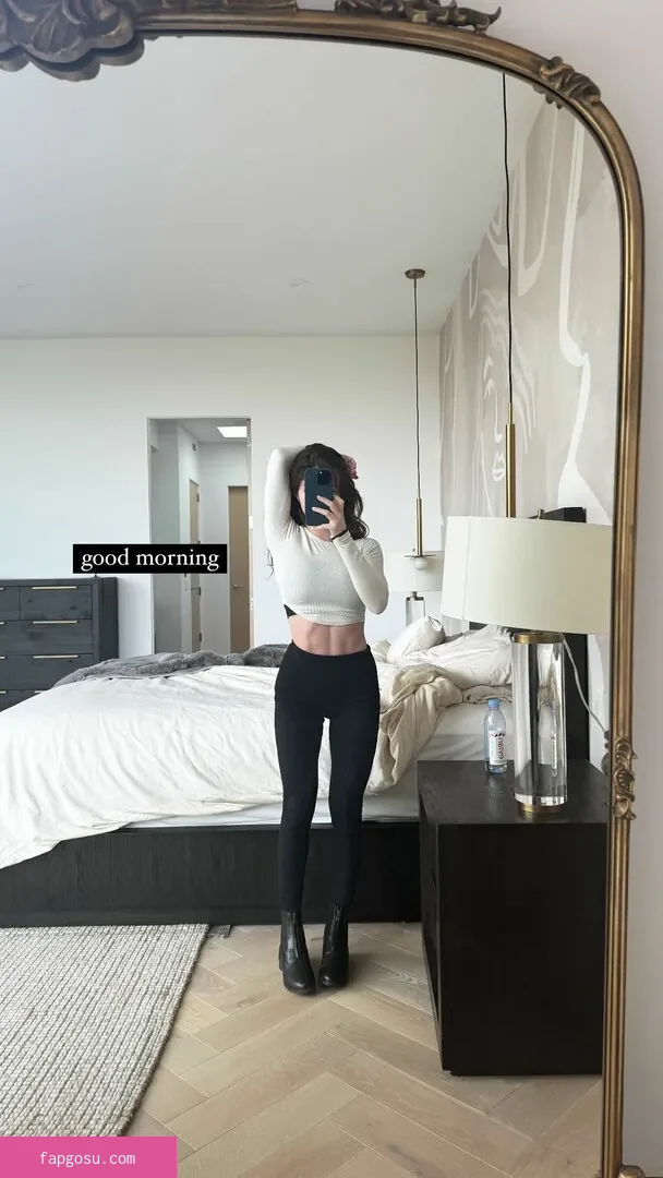 Chrissy Costanza - Photo #60