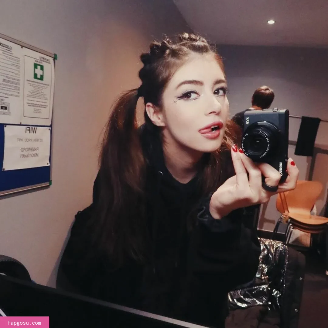 Chrissy Costanza - Photo #99