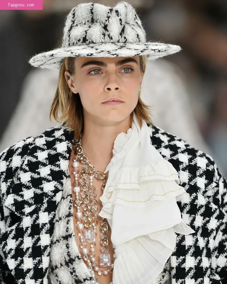 Cara Delevingne