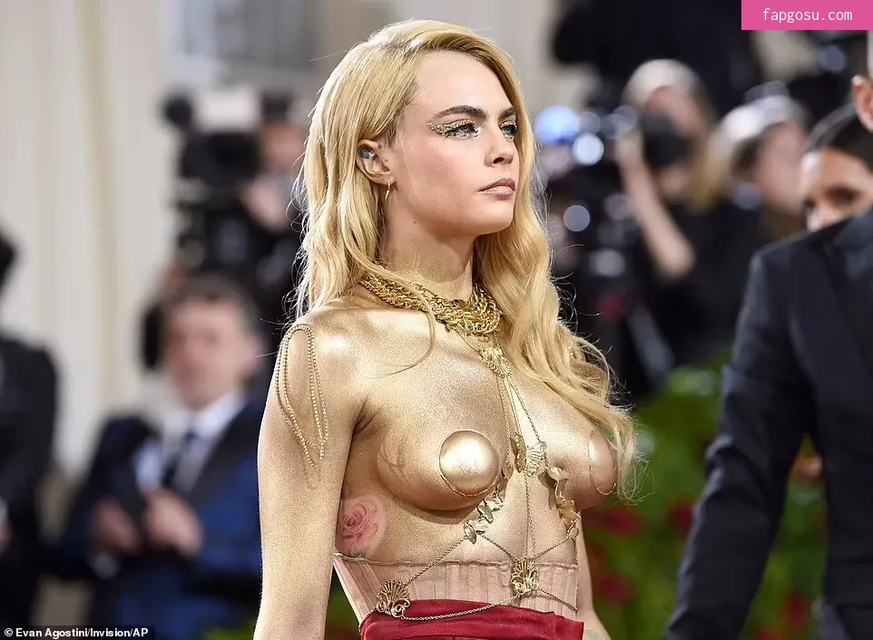 Cara Delevingne