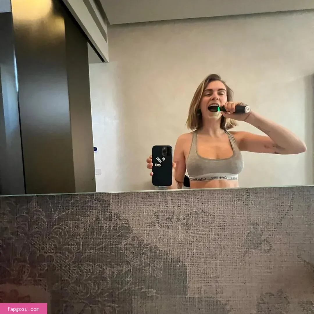 Cara Delevingne