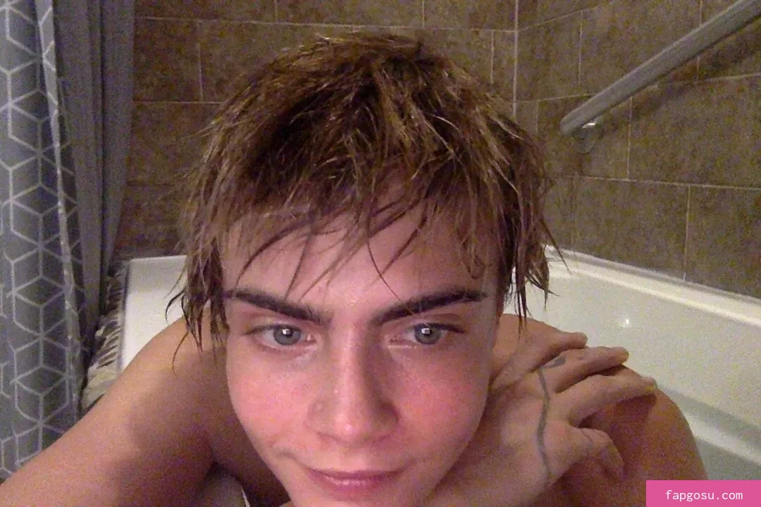 Cara Delevingne