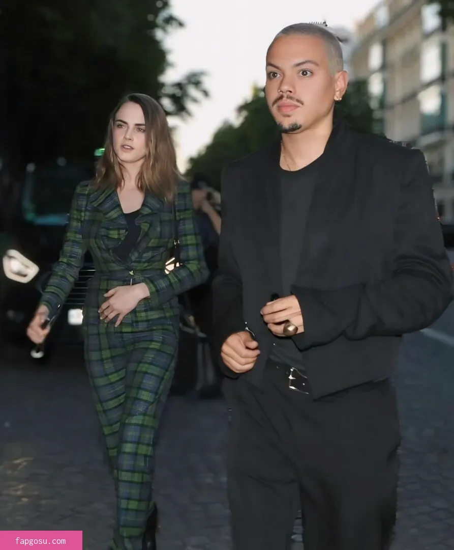Cara Delevingne