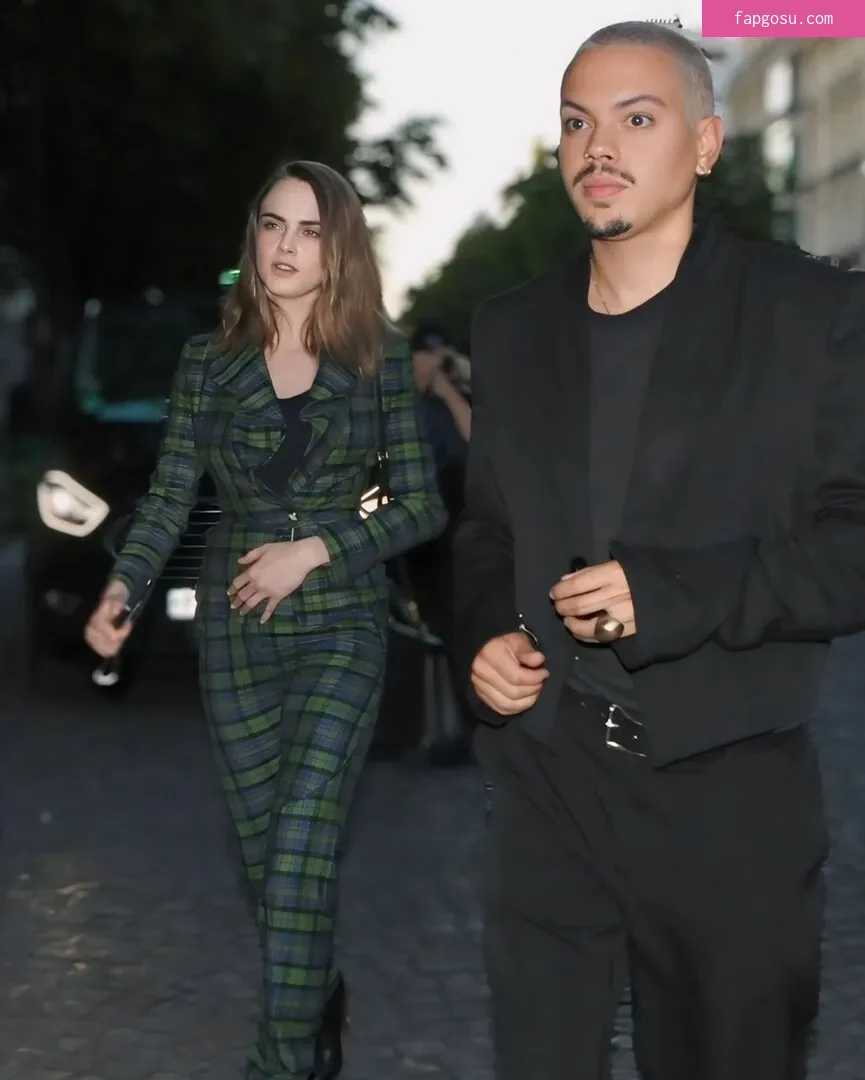 Cara Delevingne