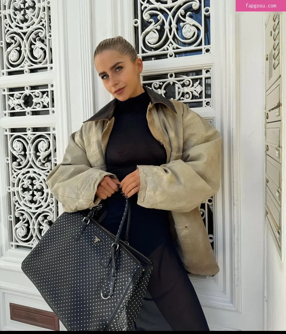 Caro Daur