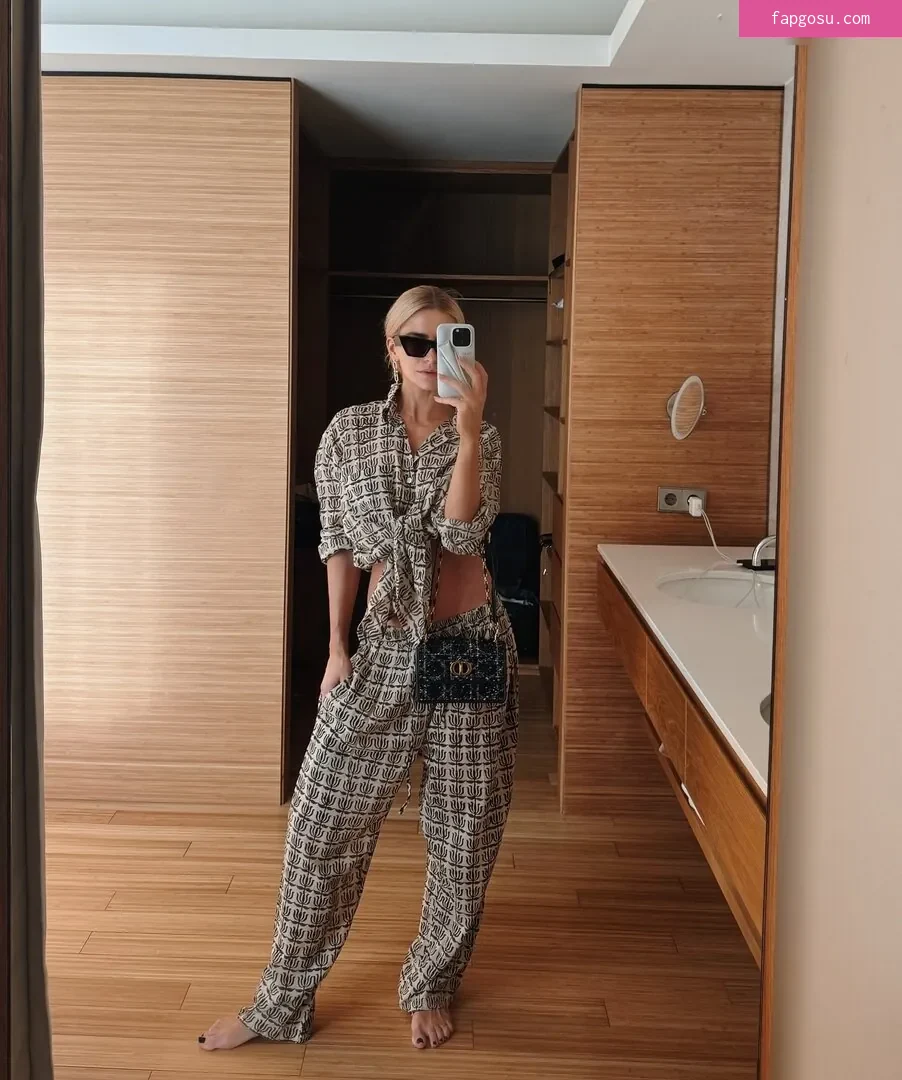 Caro Daur